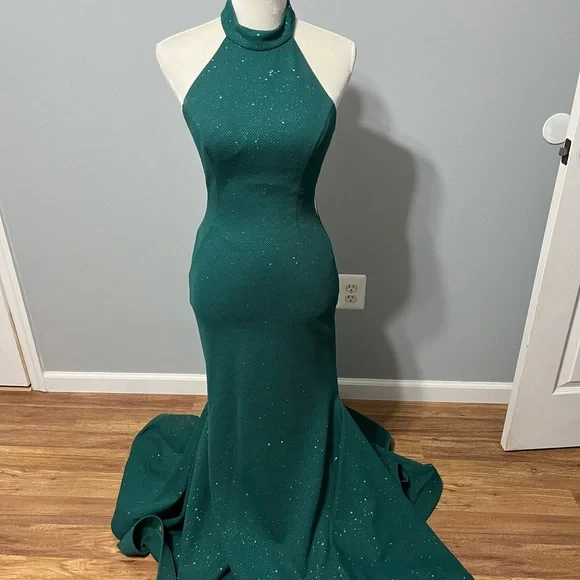 Jovani | Dresses | Jovani Emerald Green With Woven Sparkles Size 8 Altered  To 46 | Poshmark